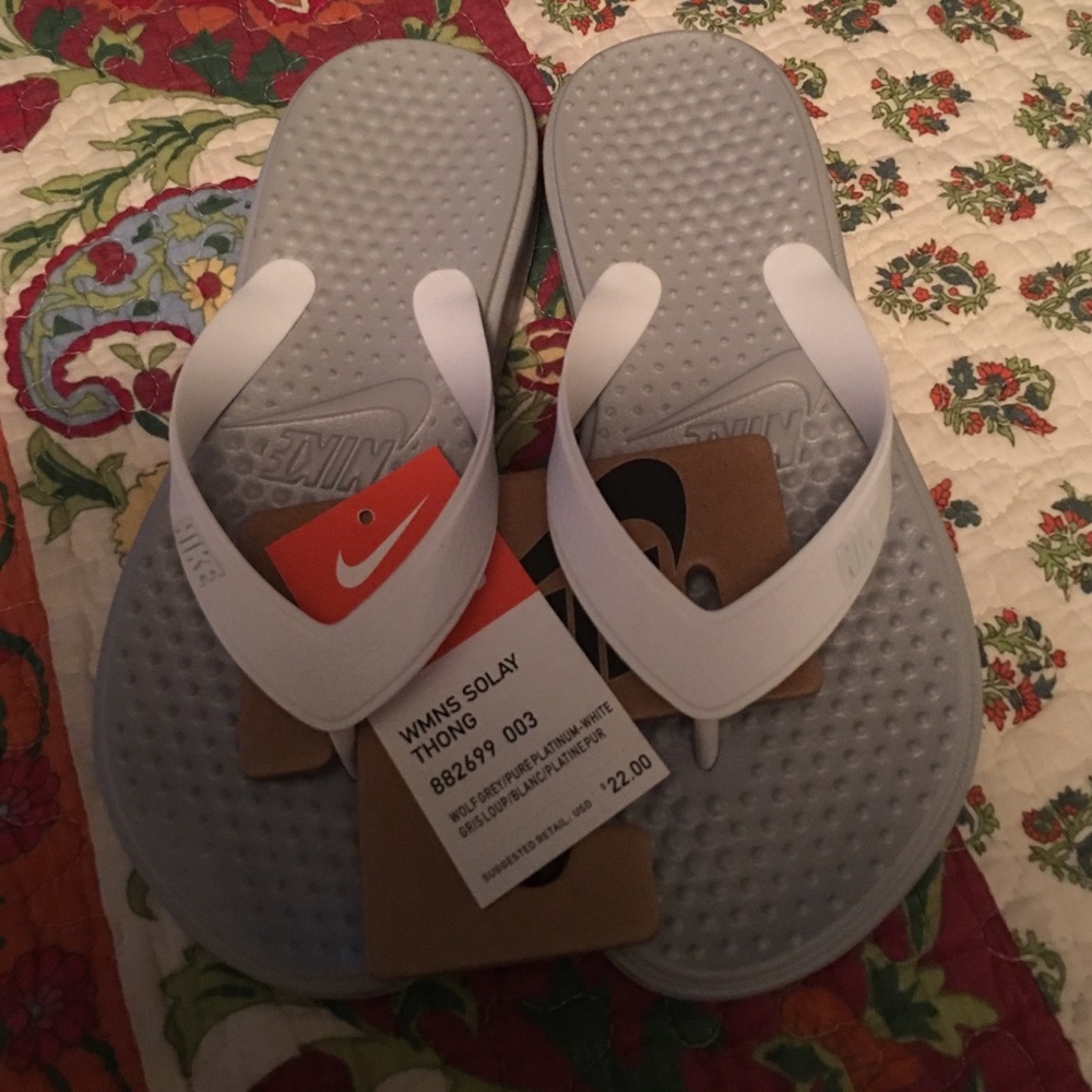 Nike flip flops 6